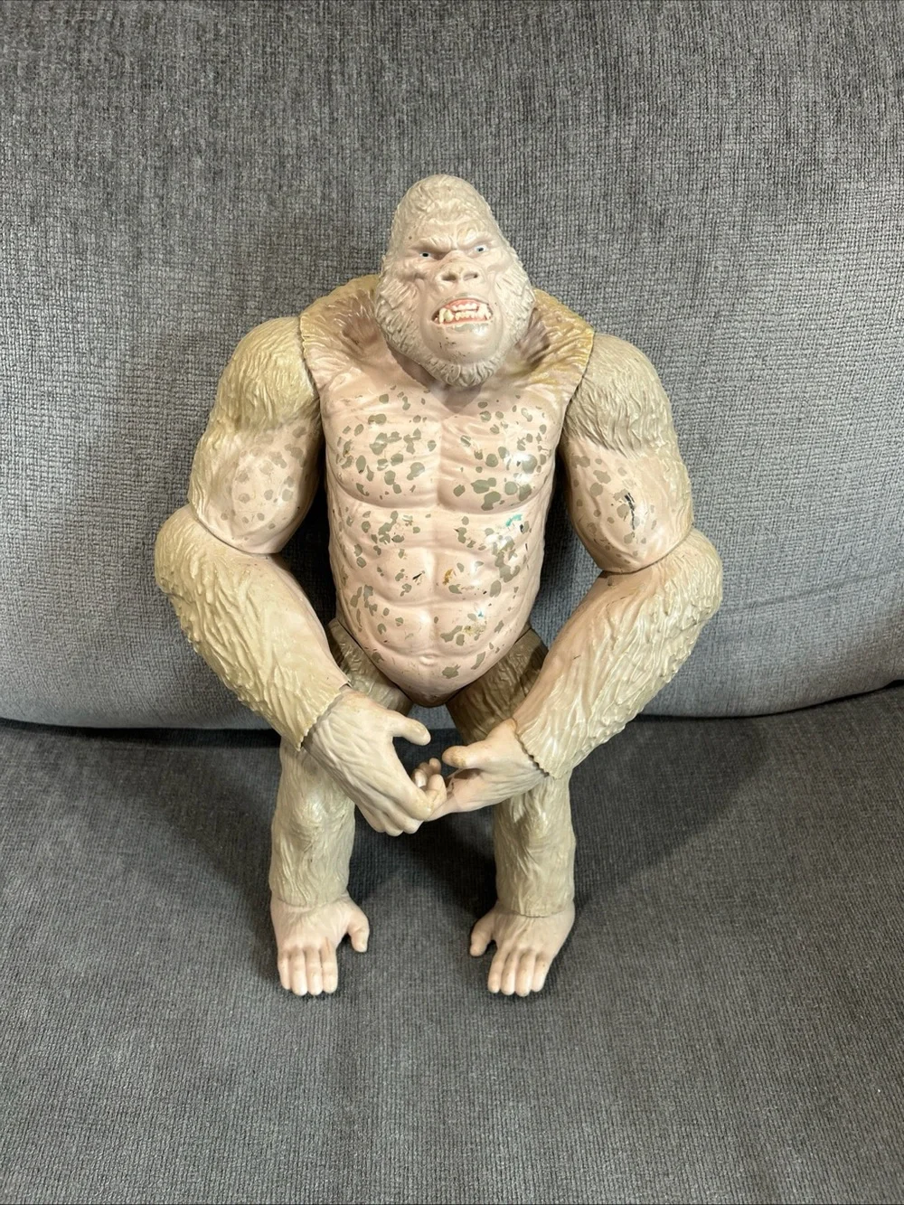 RAMPAGE The Movie 16” Mega George Albino Gorilla Action Figure Toy Articulated
